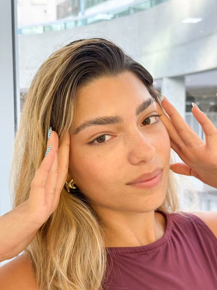 Sobrancelhas com brow lamination